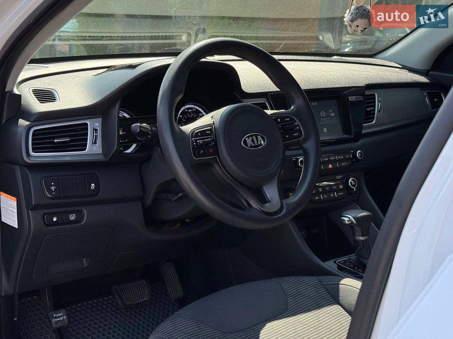 2017 Kia Niro - мініатюра 32