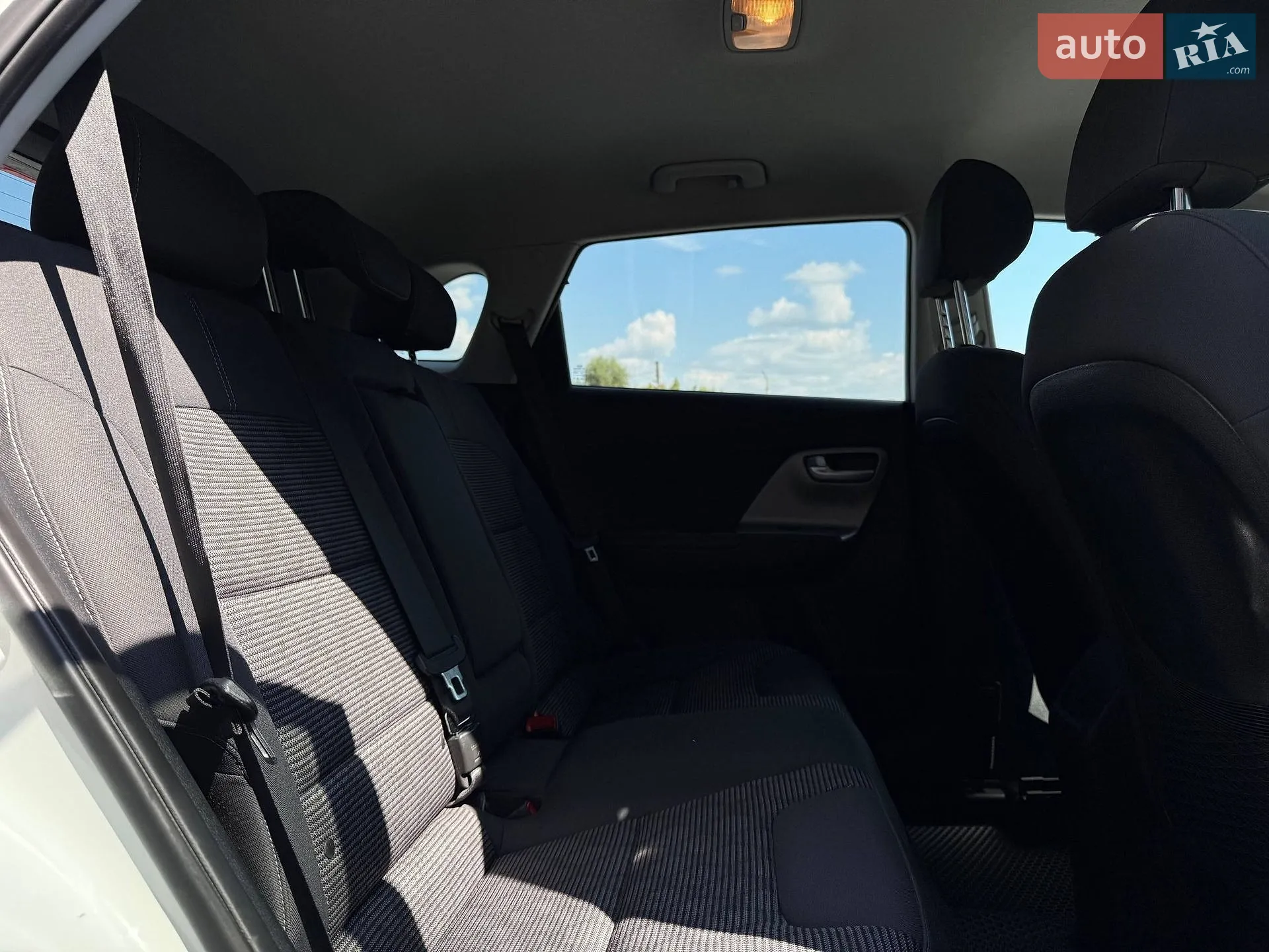 2017 Kia Niro - мініатюра 55