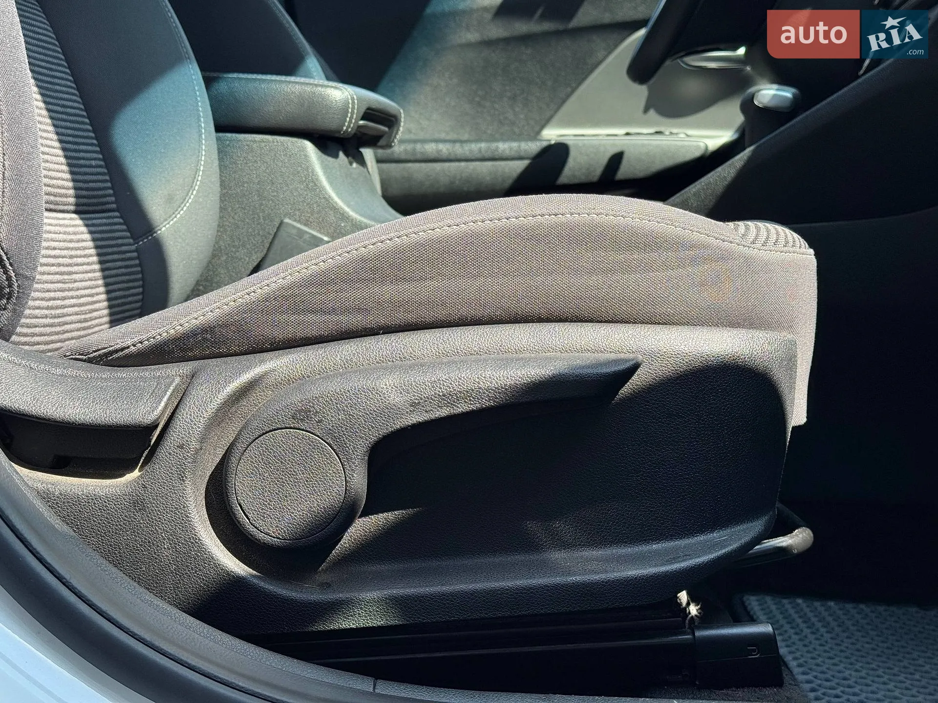 2017 Kia Niro - мініатюра 64