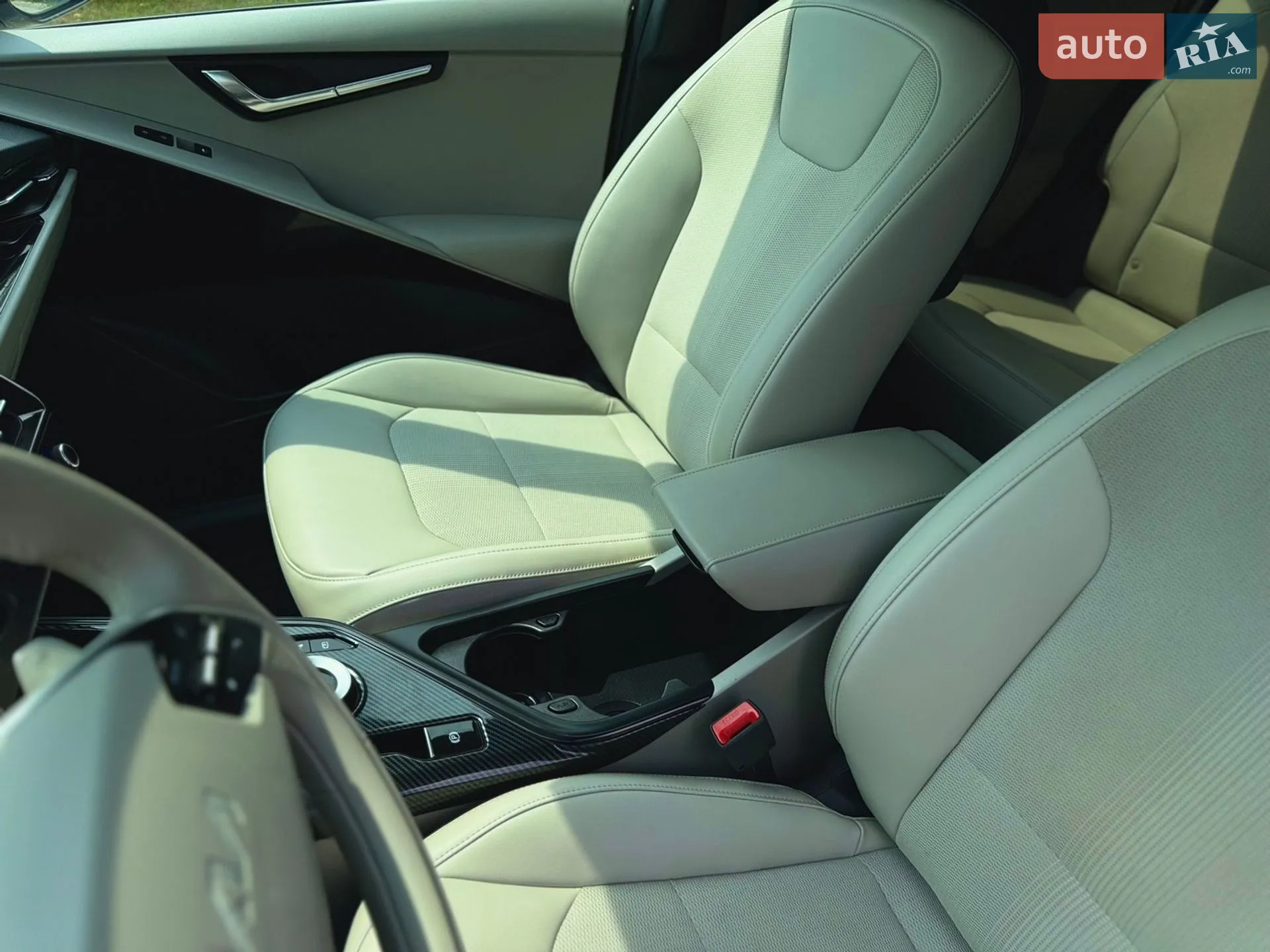 2023 Kia Niro - мініатюра 38