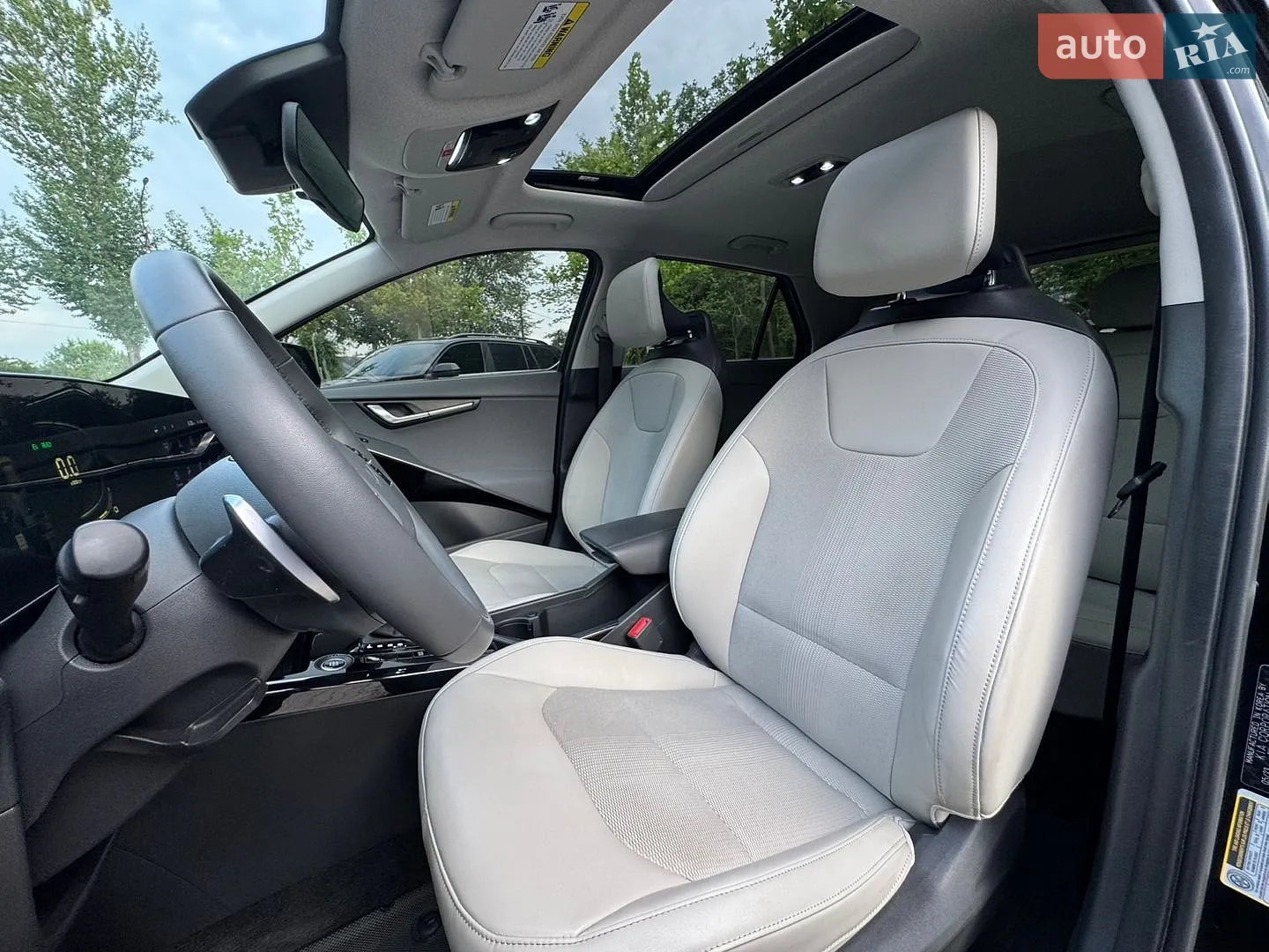 2023 Kia Niro - мініатюра 23