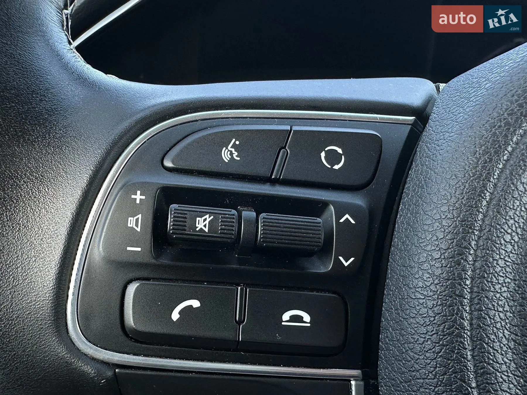 2020 Kia Niro - мініатюра 24