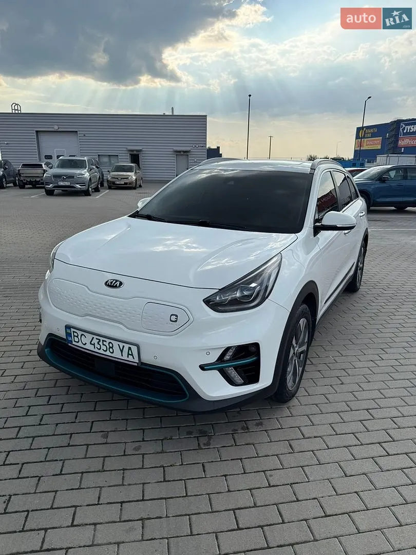 2019 Kia Niro - фото 1