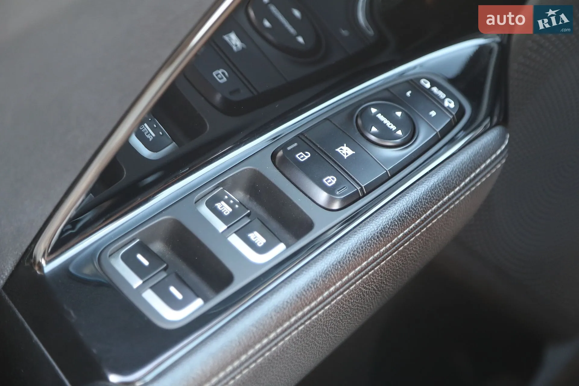 2017 Kia Niro - мініатюра 30