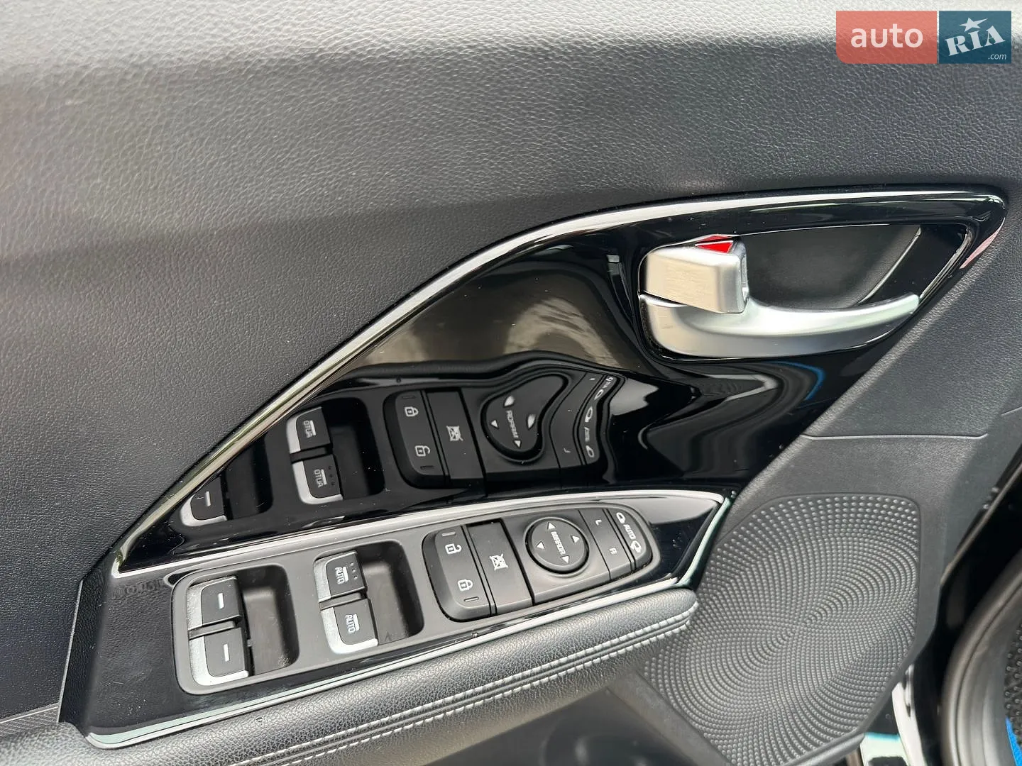 2020 Kia Niro - мініатюра 36