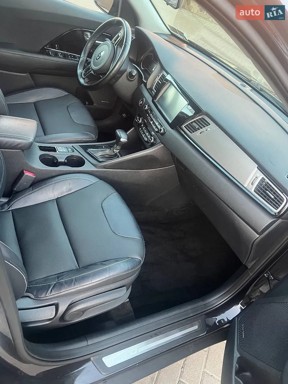 2017 Kia Niro - мініатюра 2