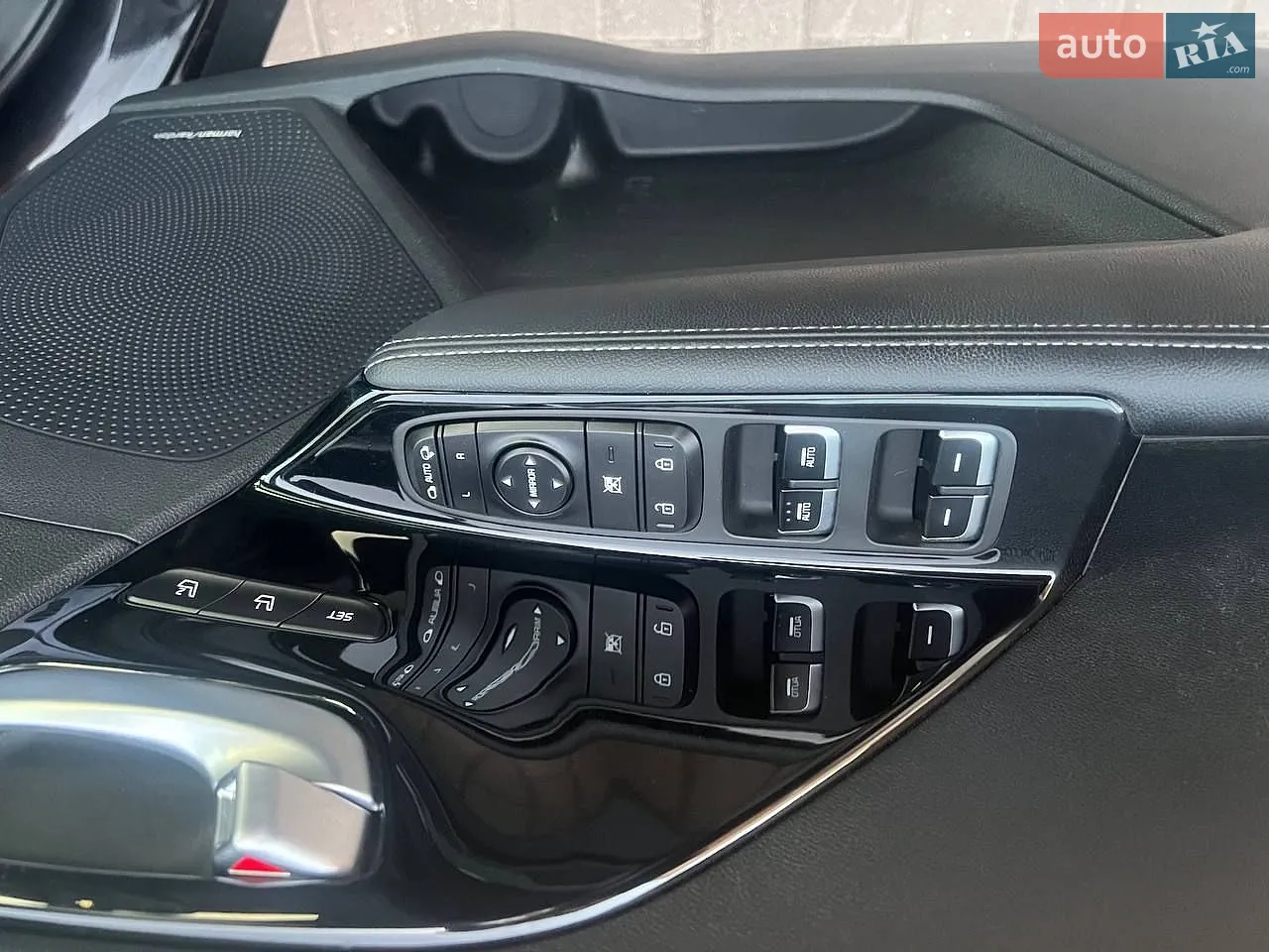 2017 Kia Niro - мініатюра 11