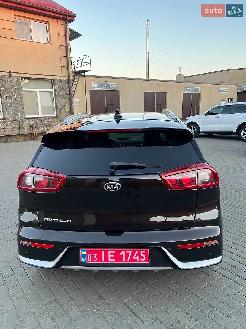 2017 Kia Niro - мініатюра 31