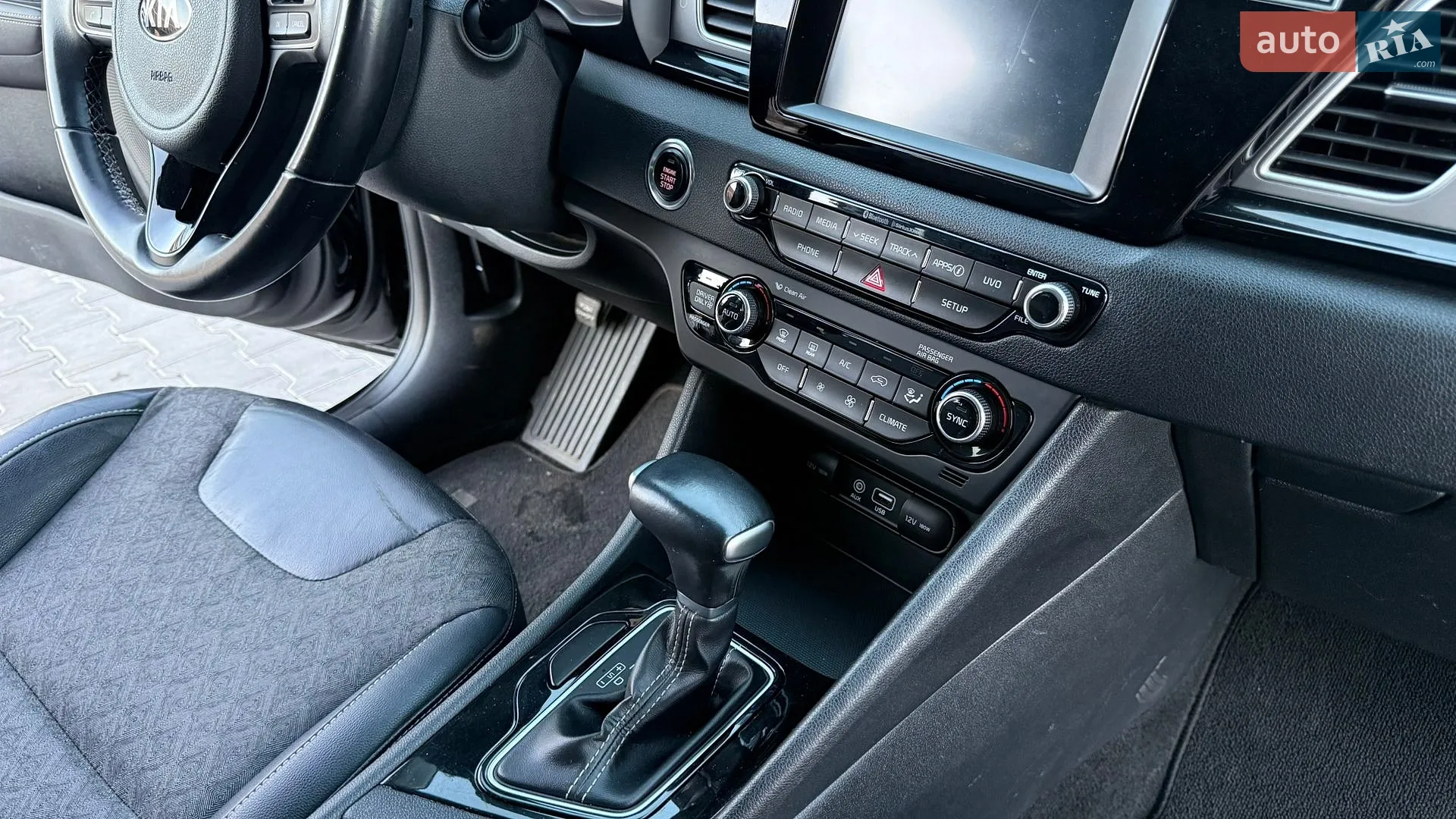 2017 Kia Niro - мініатюра 10