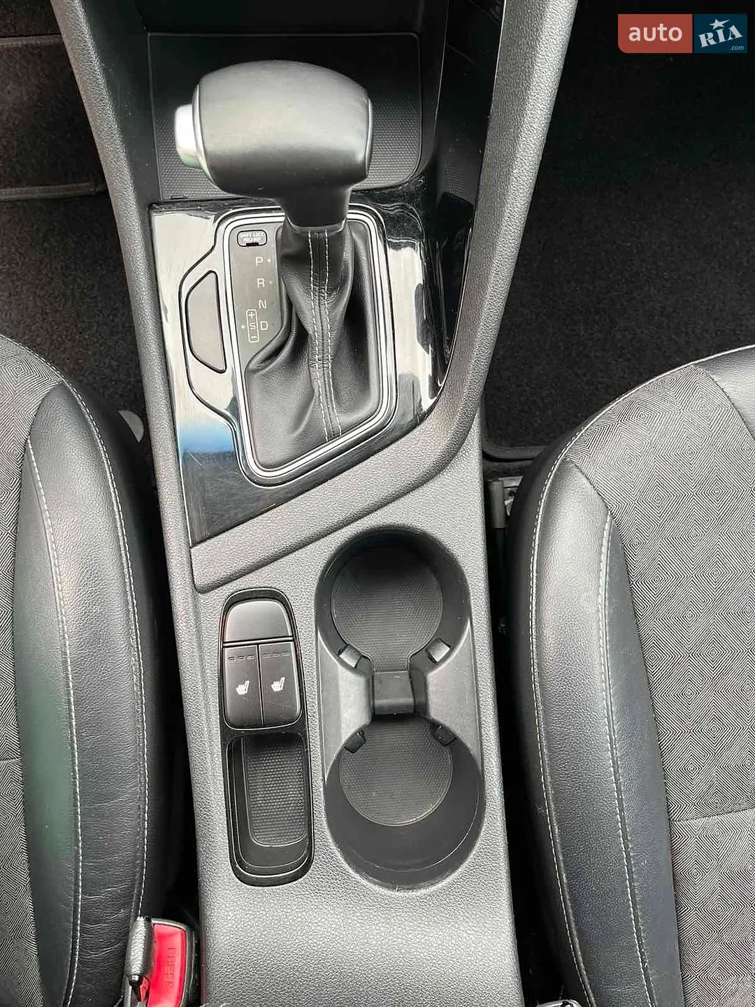 2017 Kia Niro - мініатюра 14