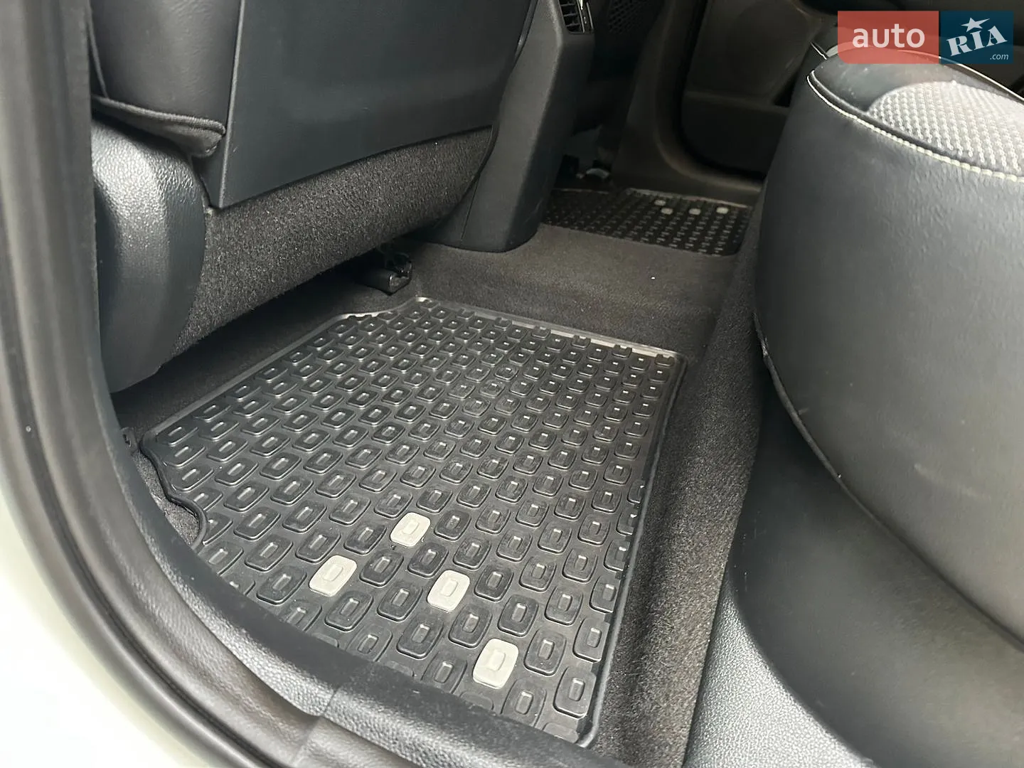 2015 Kia Sorento - мініатюра 49
