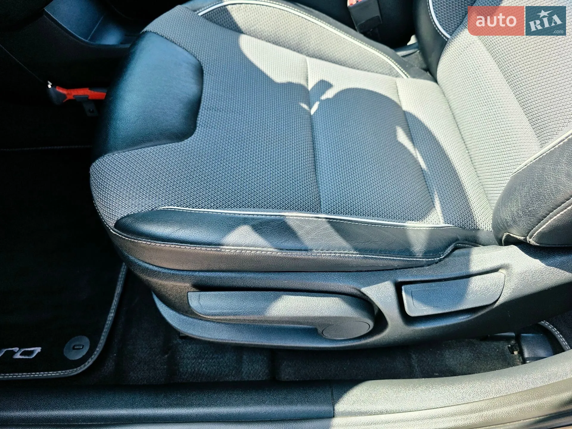 2020 Kia Niro - мініатюра 47