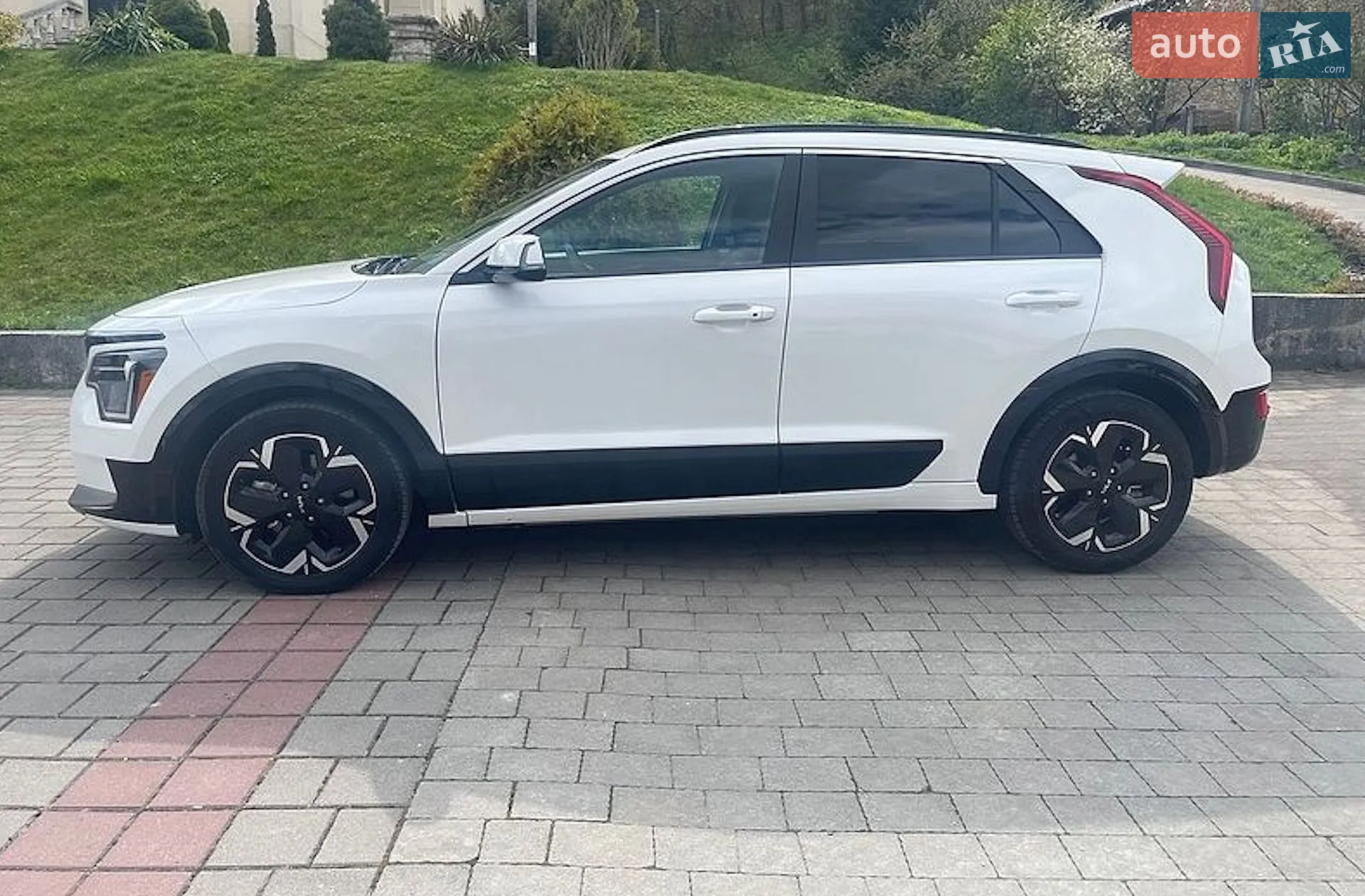 2023 Kia Niro - мініатюра 3
