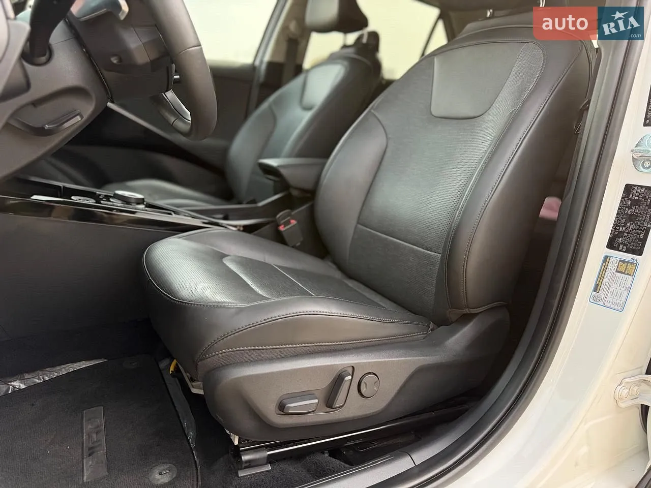 2023 Kia Niro - мініатюра 27
