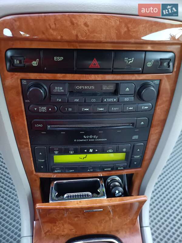Седан Kia Opirus 2006 в Киеве