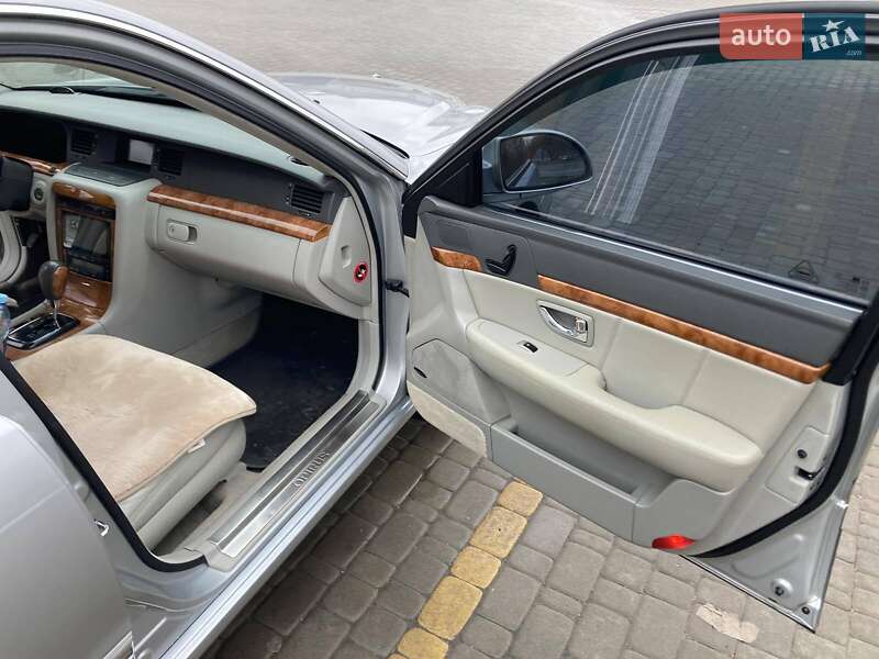 Седан Kia Opirus 2005 в Кропивницькому