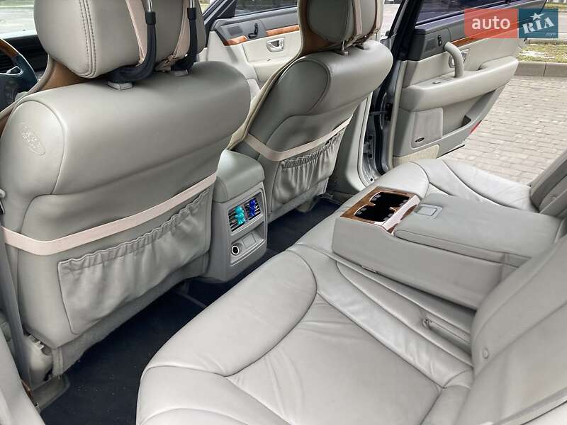 Седан Kia Opirus 2005 в Кропивницькому