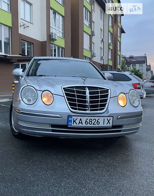 Седан Kia Opirus 2006 в Умани