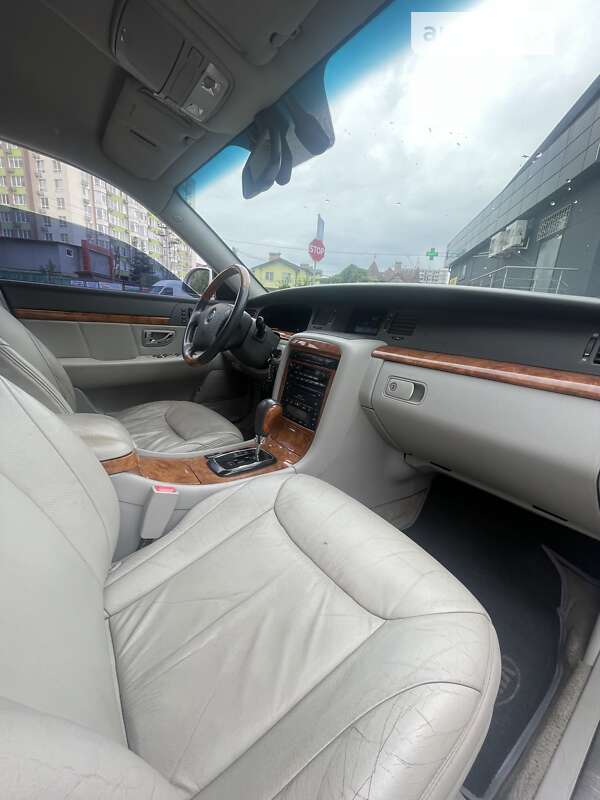 Седан Kia Opirus 2006 в Умани