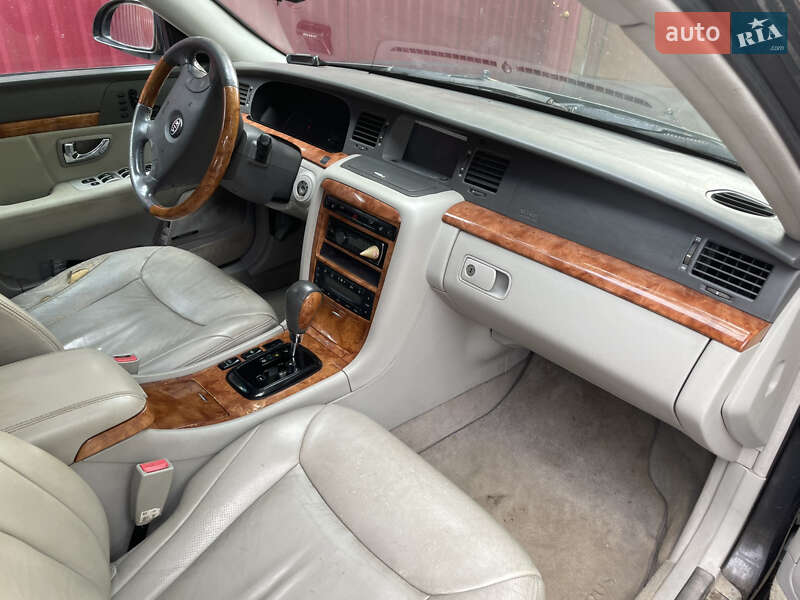 Седан Kia Opirus 2004 в Василькове