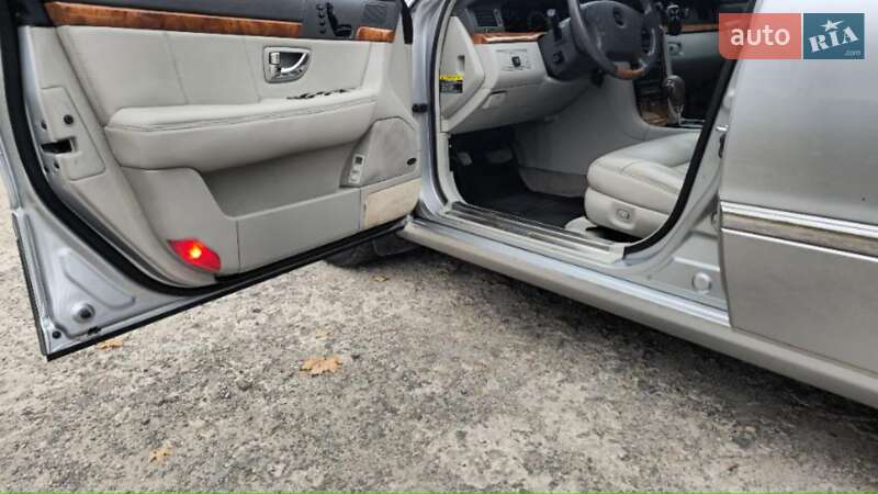 Седан Kia Opirus 2005 в Кривом Роге