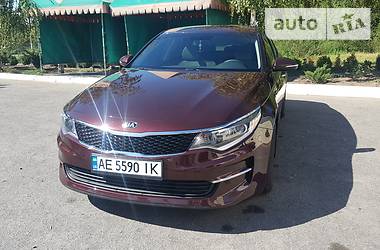 Седан Kia Optima 2017 в Нікополі