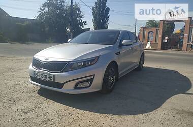 Седан Kia Optima 2014 в 