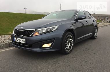 Седан Kia Optima 2014 в Дніпрі