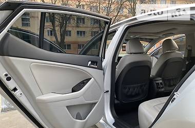 Седан Kia Optima 2012 в Одессе