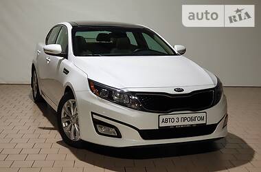Седан Kia Optima 2015 в 