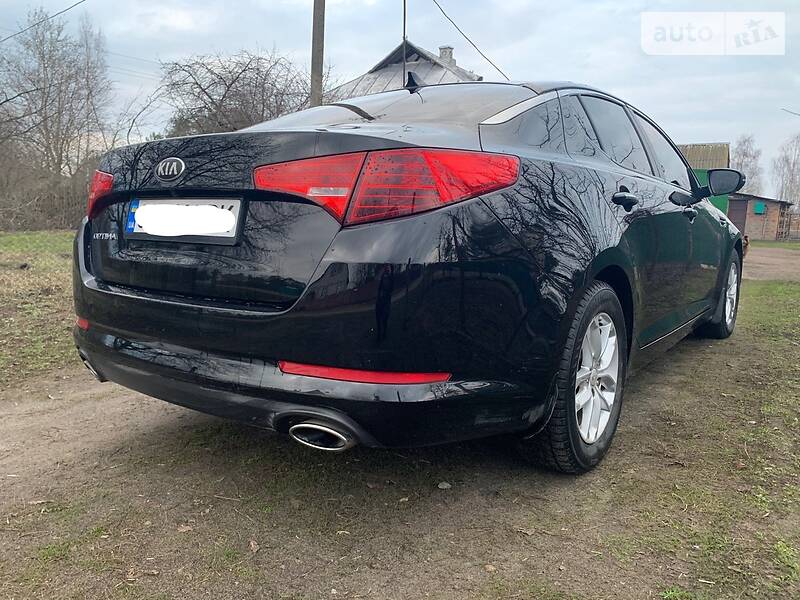 Седан Kia Optima 2013 в Харкові
