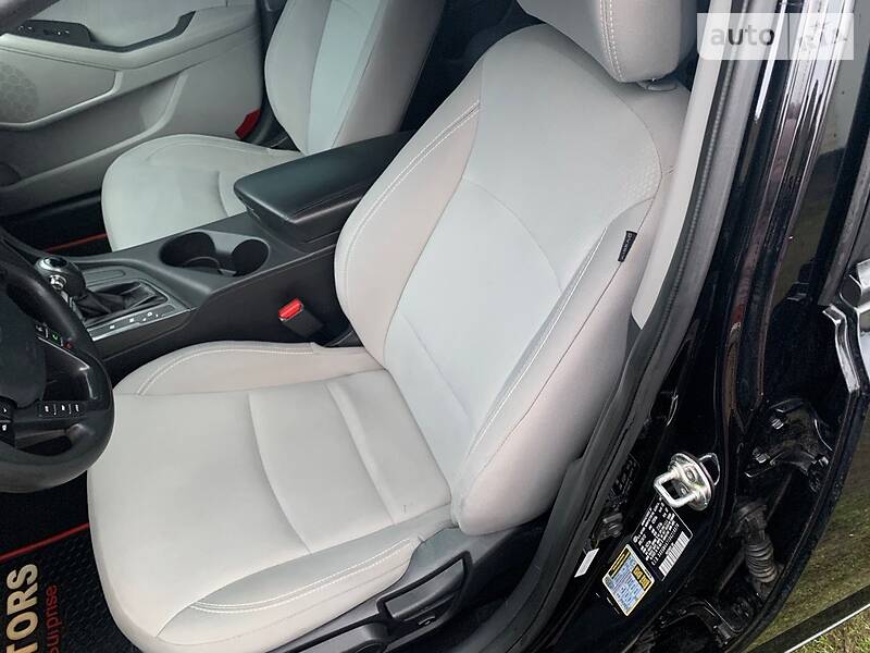 Седан Kia Optima 2013 в Харкові