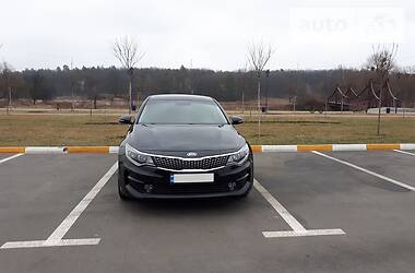 Седан Kia Optima 2016 в 