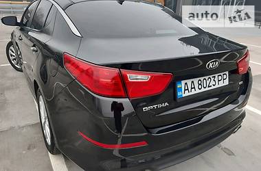 Седан Kia Optima 2015 в 