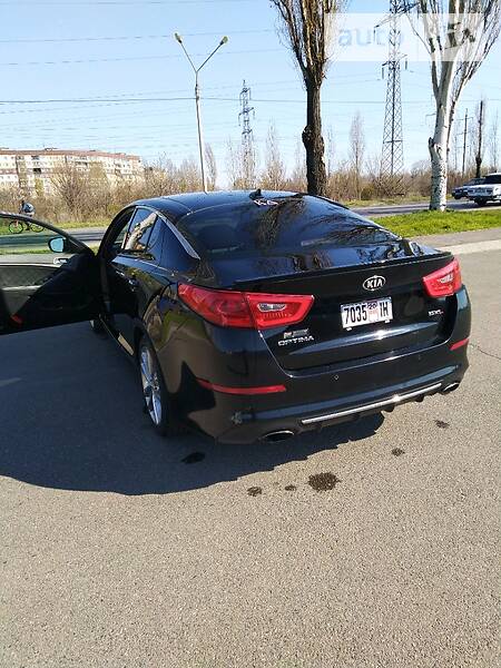 Седан Kia Optima 2015 в Кривому Розі