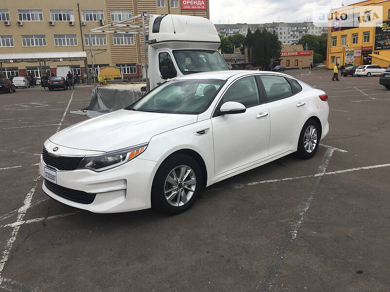 Седан Kia Optima 2016 в Києві