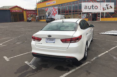 Седан Kia Optima 2016 в Києві