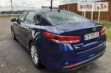 Седан Kia Optima 2017 в Киеве