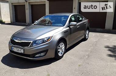 Седан Kia Optima 2013 в Кривому Розі