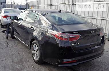 Седан Kia Optima 2015 в Киеве