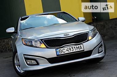 Седан Kia Optima 2014 в 