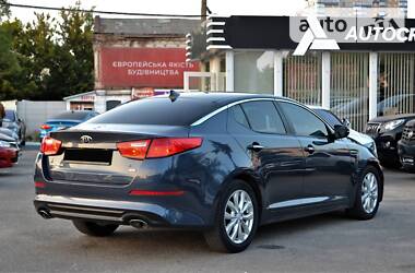 Седан Kia Optima 2015 в Харькове