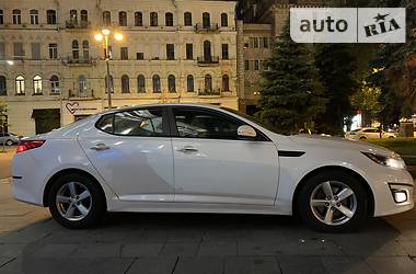 Седан Kia Optima 2014 в Киеве