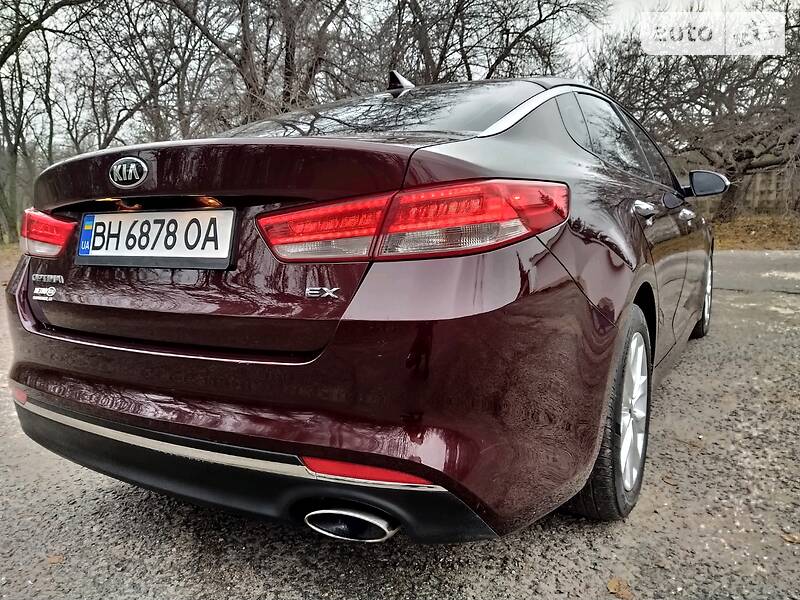 Седан Kia Optima 2016 в Одессе