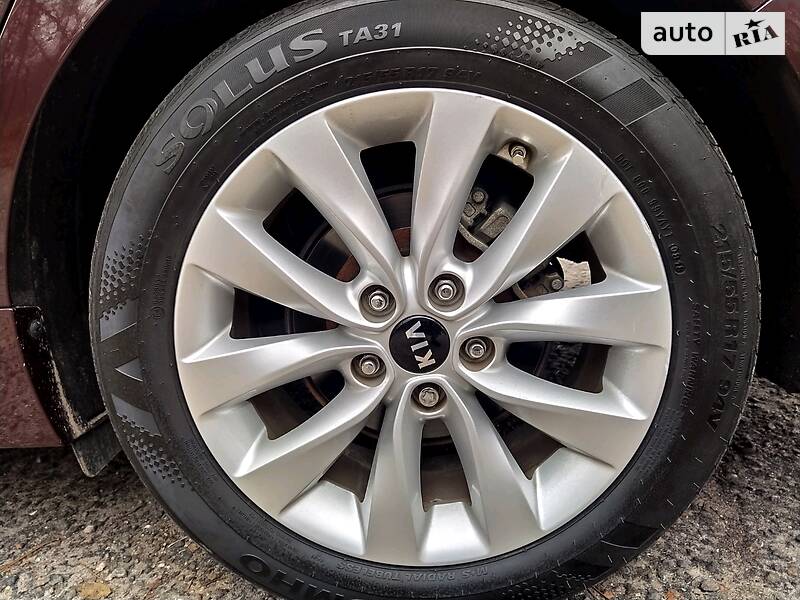 Седан Kia Optima 2016 в Одессе