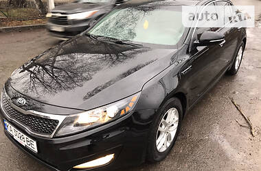 Седан Kia Optima 2012 в Києві