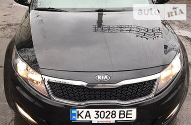 Седан Kia Optima 2012 в Києві