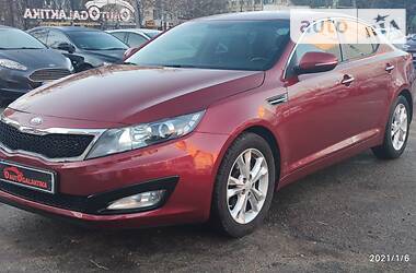 Седан Kia Optima 2013 в Одессе