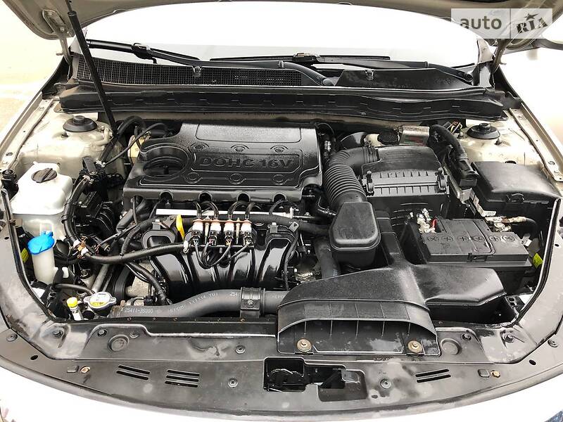 Седан Kia Optima 2011 в Киеве