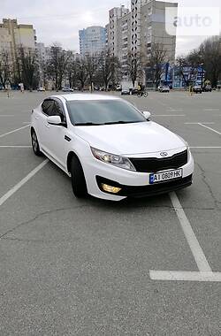 Седан Kia Optima 2012 в Броварах